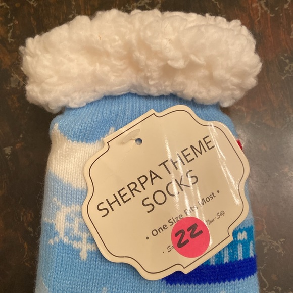 Sherpa Theme Socks Nautical Sail Boats one size fits most Non Slip WARM COZY 🥰 - Picture 3 of 14